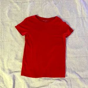 Plain red short sleeve tee
